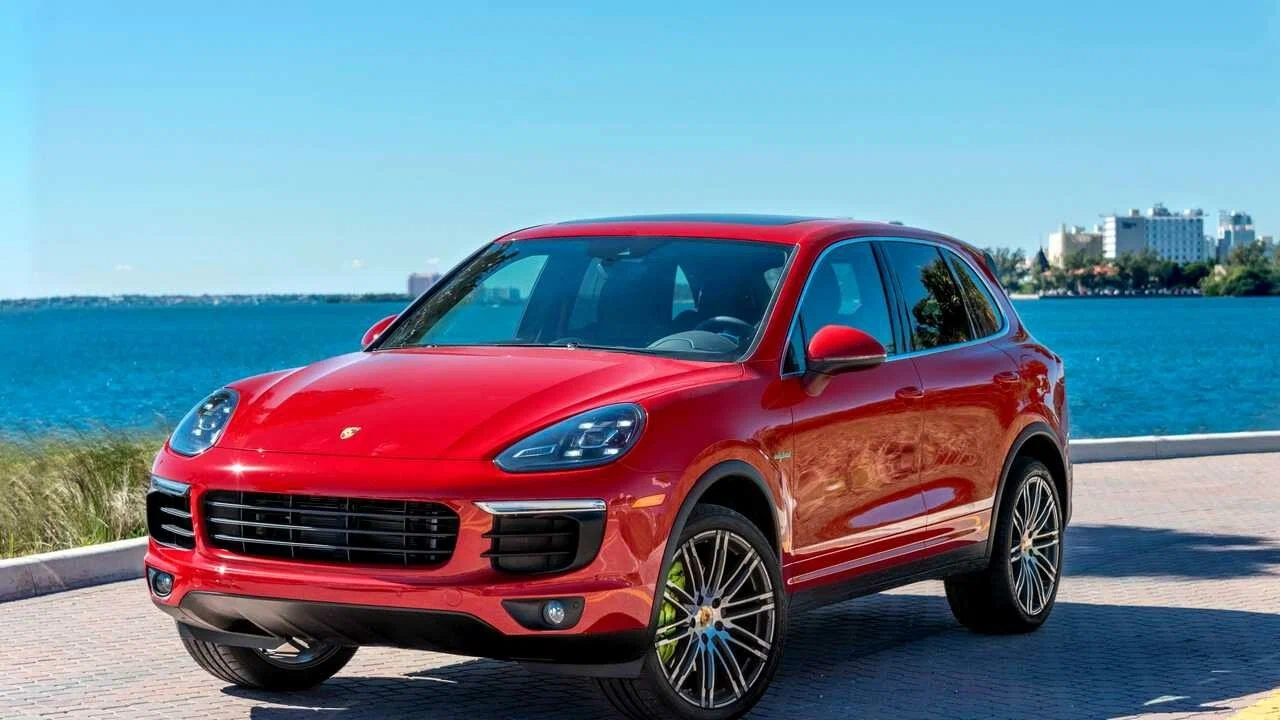 Porsche (Cayenne)