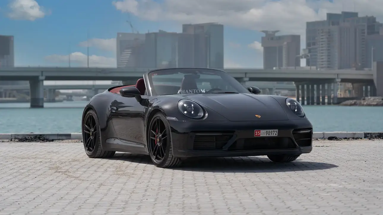 Porsche 911 GTS Cabriolet